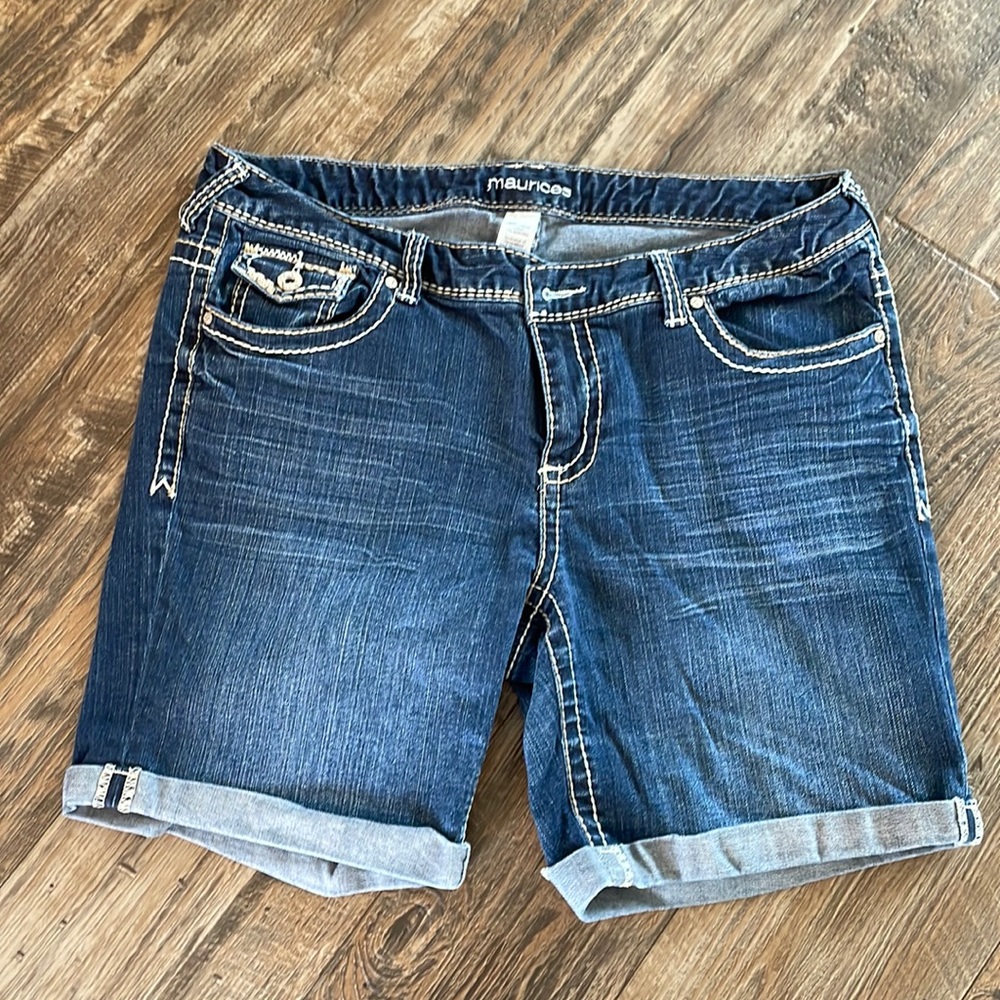 Maurice Jean shorts